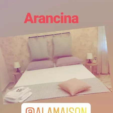 A La Maison Apartment *